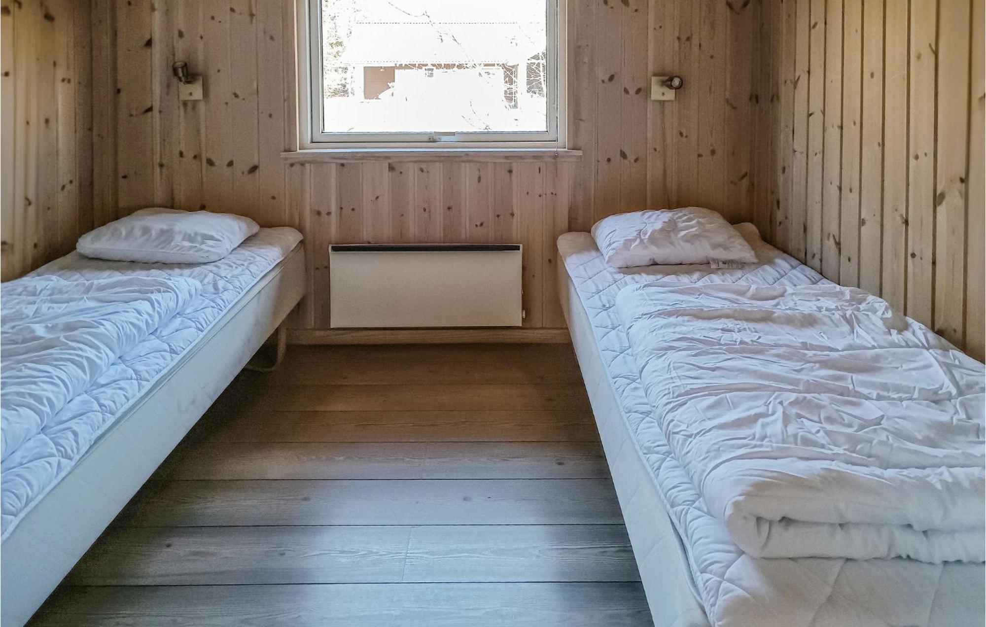 Beautiful Home In Koepingsvik With Kitchen Zewnętrze zdjęcie