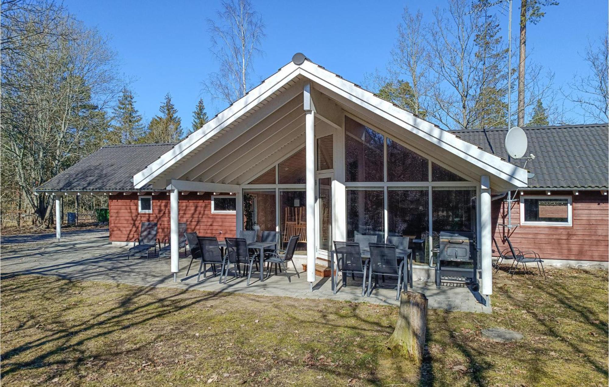 Beautiful Home In Koepingsvik With Kitchen Zewnętrze zdjęcie