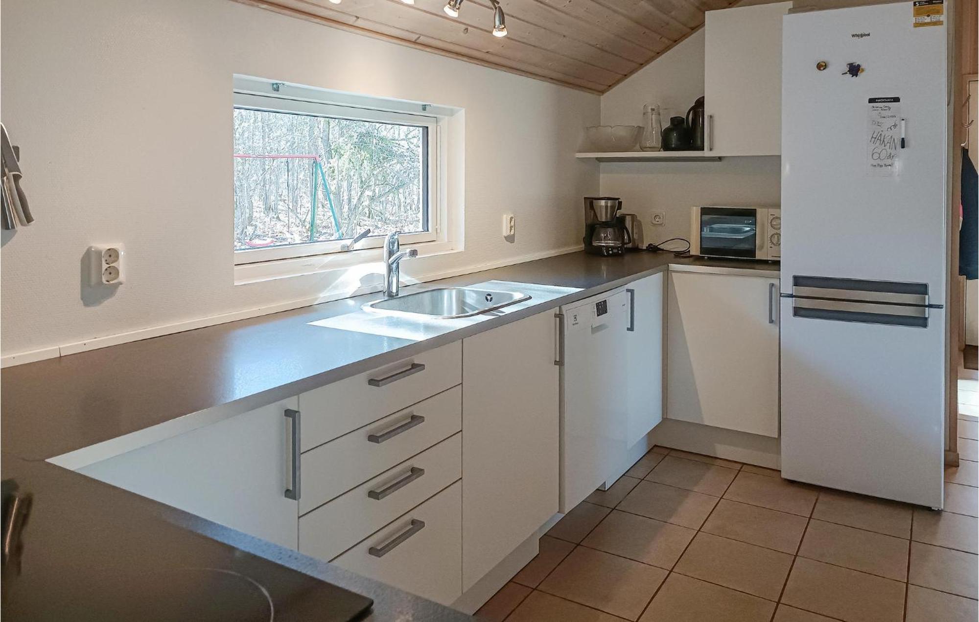 Beautiful Home In Koepingsvik With Kitchen Zewnętrze zdjęcie